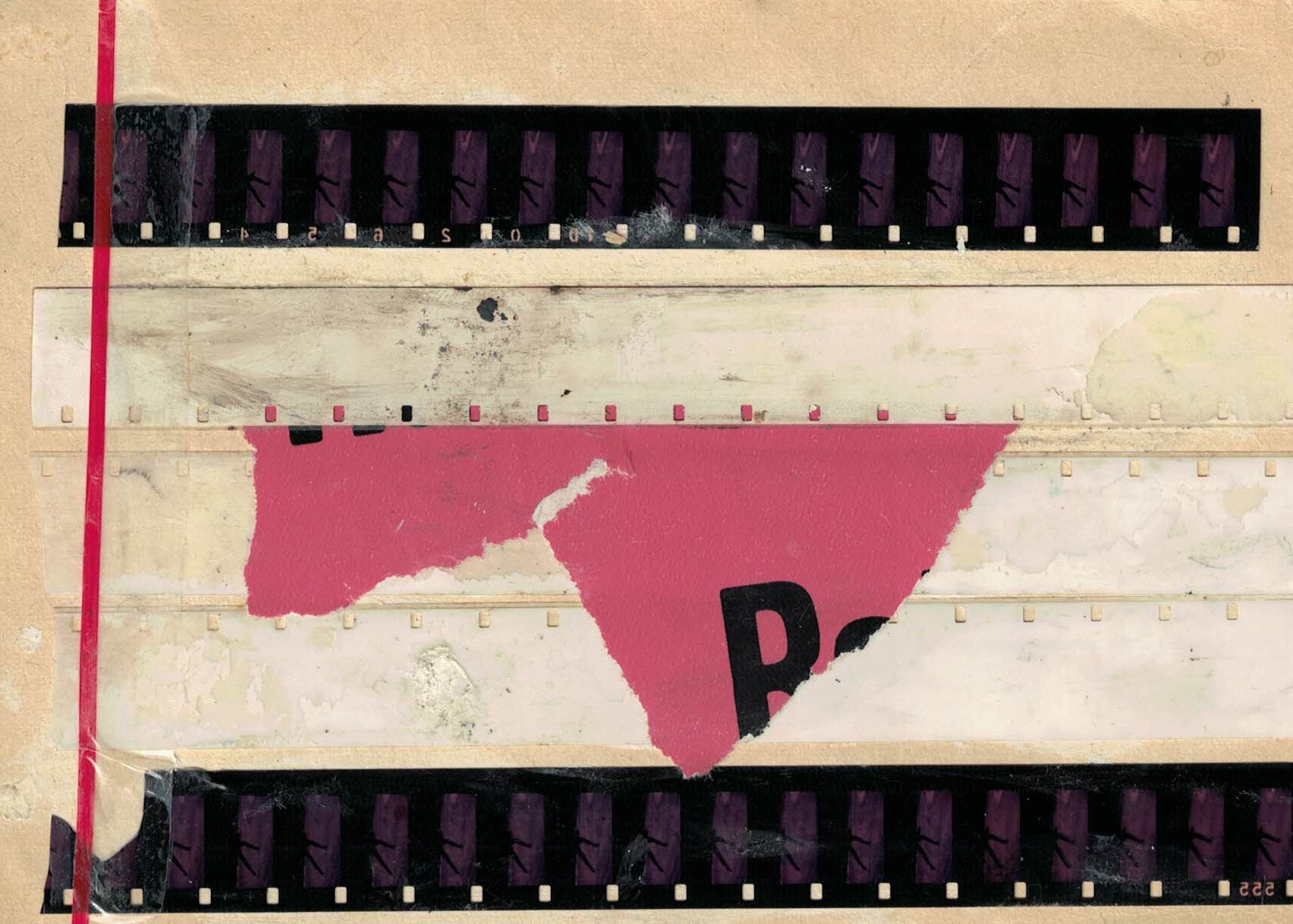 Mail-Art im Postkartenformat mit collagierten Filmnegativen und Zeitungsausschnitten